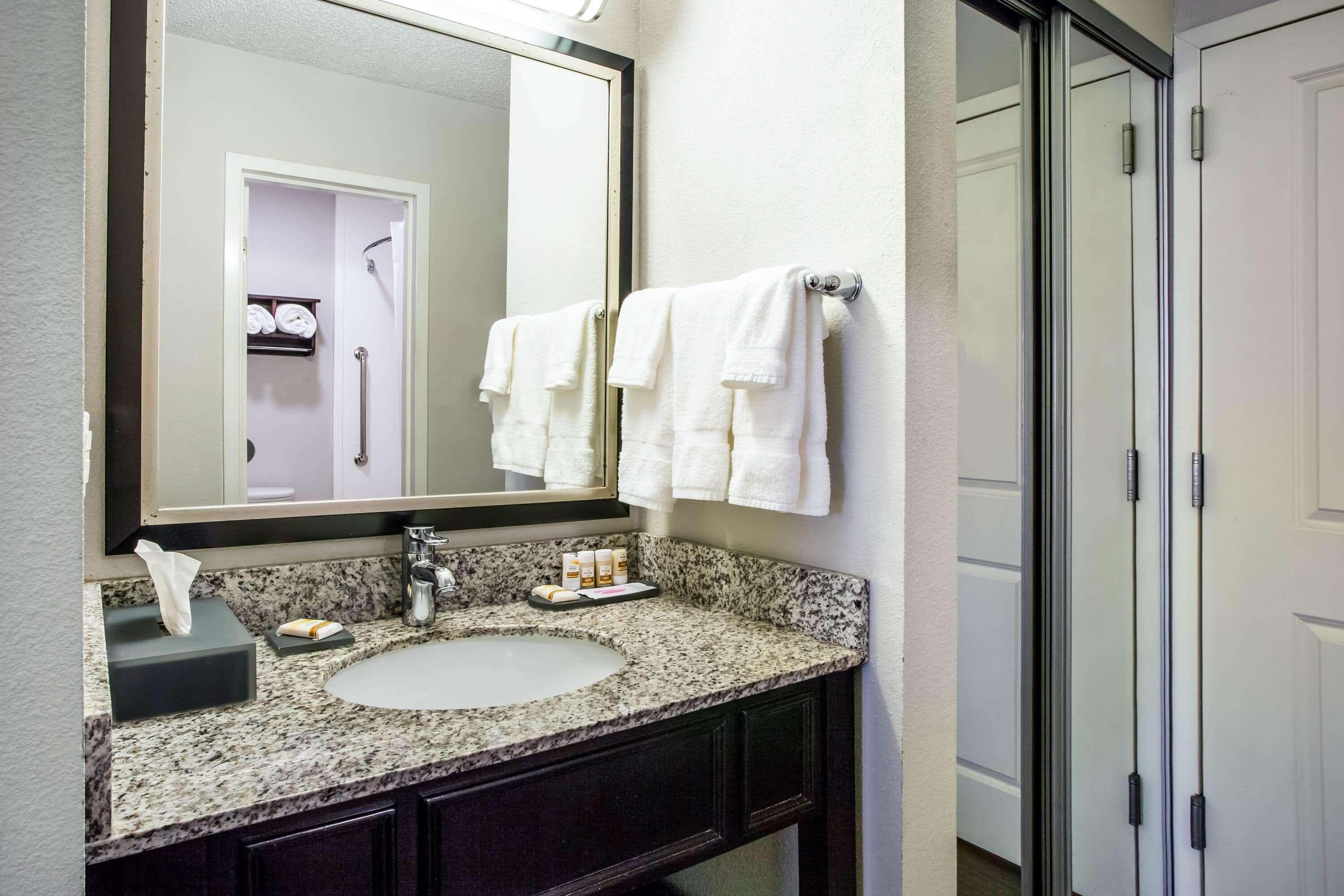 La Quinta By Wyndham Lynchburg At Liberty Univ. Hotel Luaran gambar