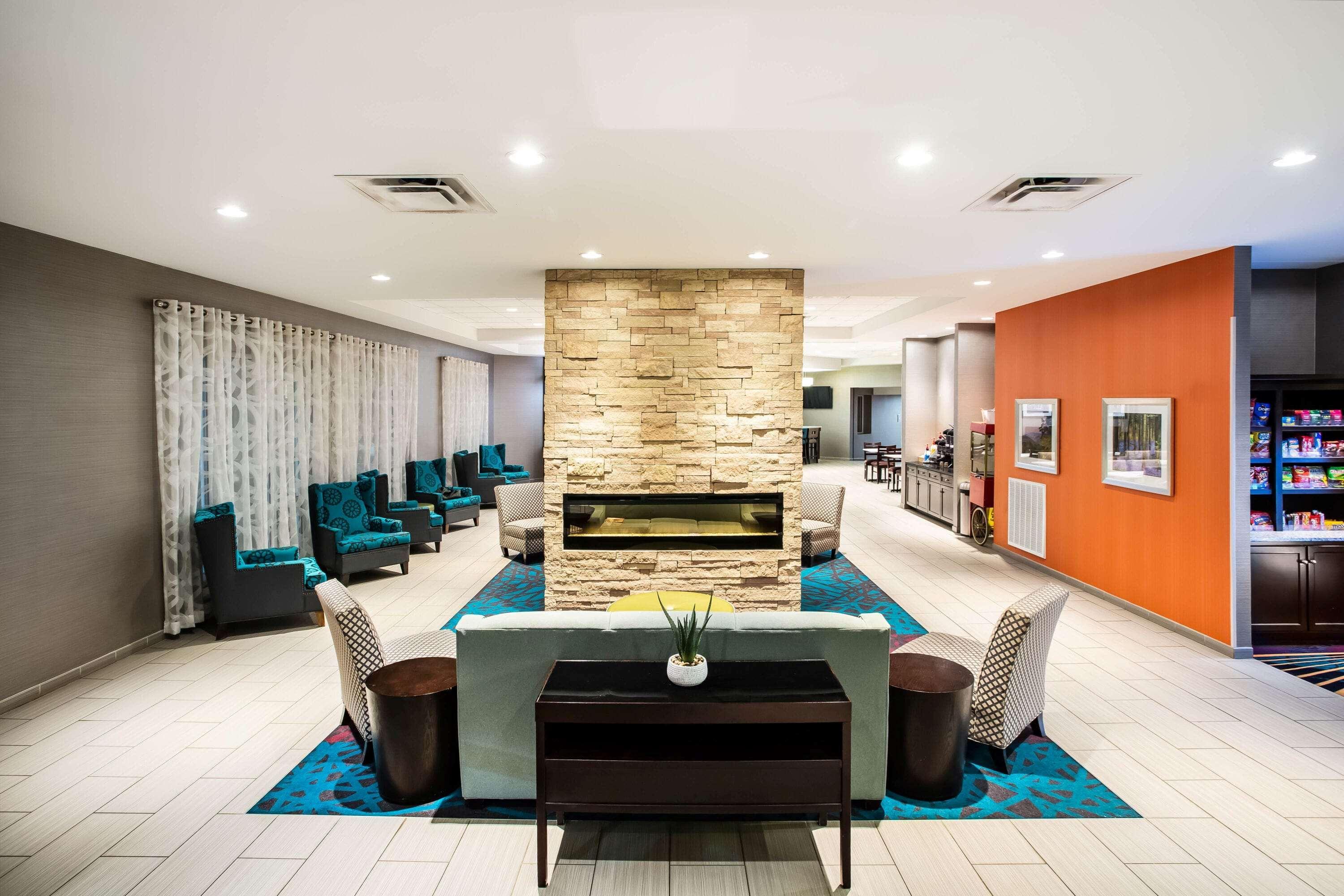 La Quinta By Wyndham Lynchburg At Liberty Univ. Hotel Luaran gambar